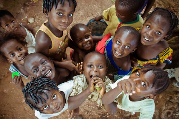 Camerun Kinder